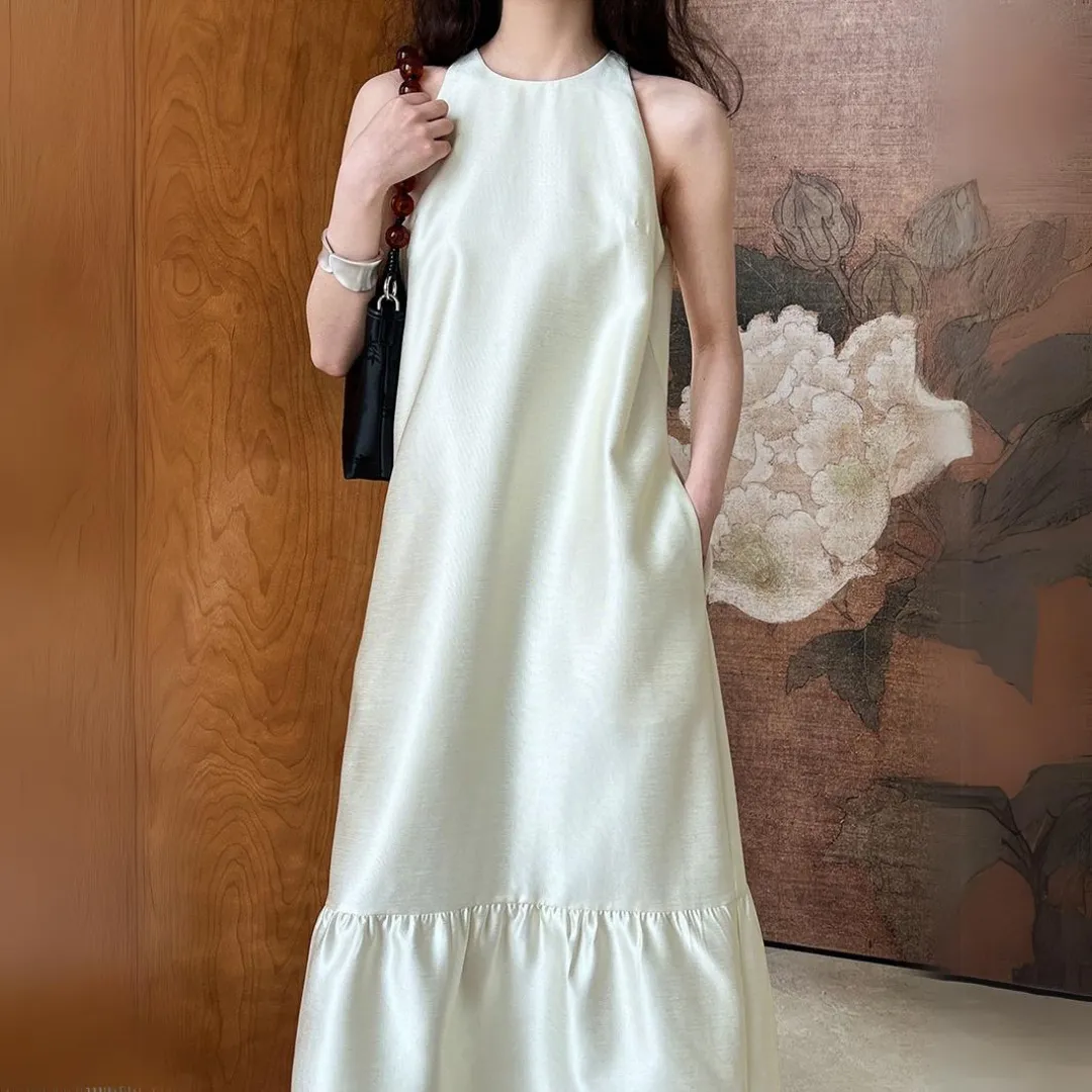 珍珠光感法式仿绸缎挂脖鱼尾裙 Pearl Sheen French Satin-Effect Halter Neck Mermaid Dress