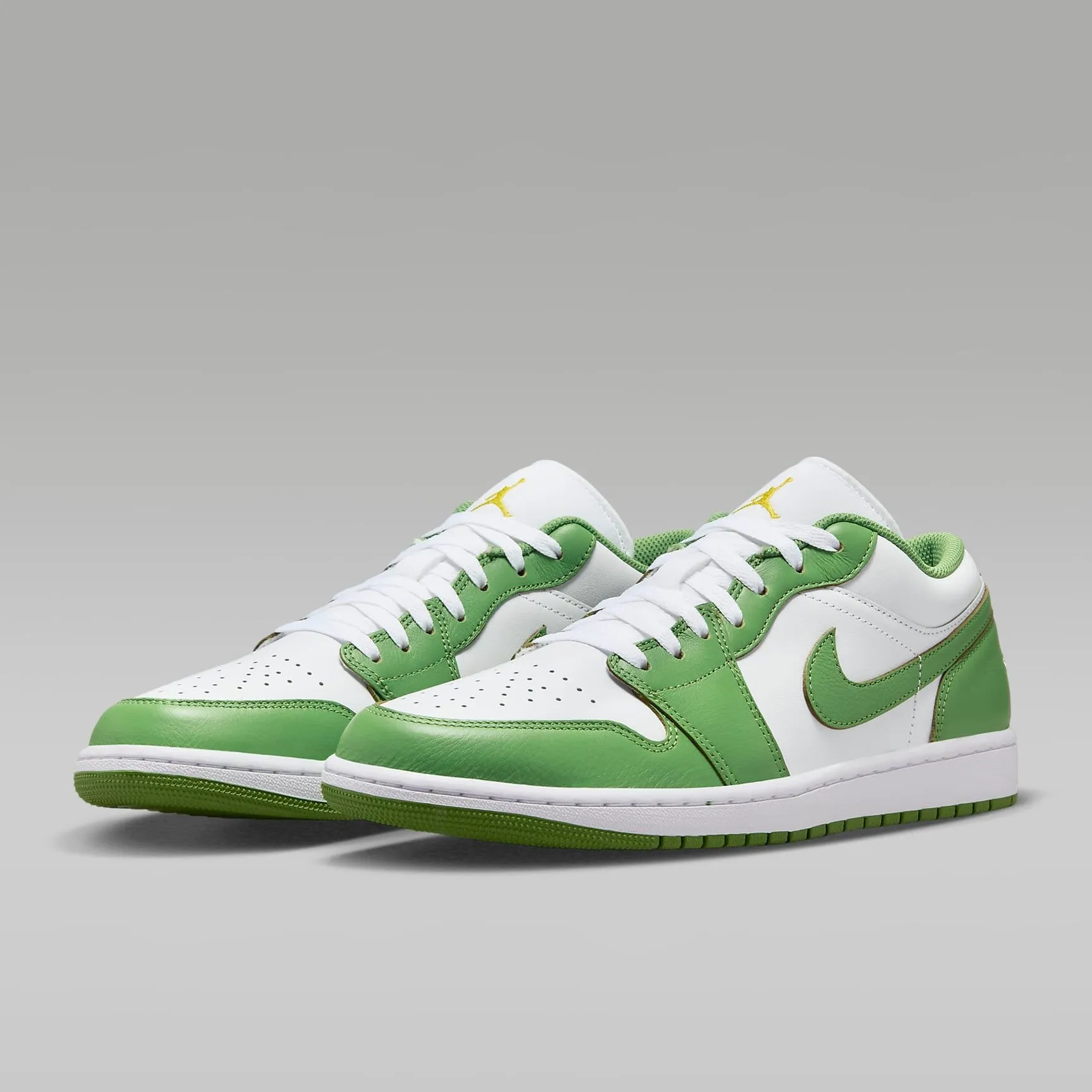 Air Jordan 1 Low SE Men's Shoes