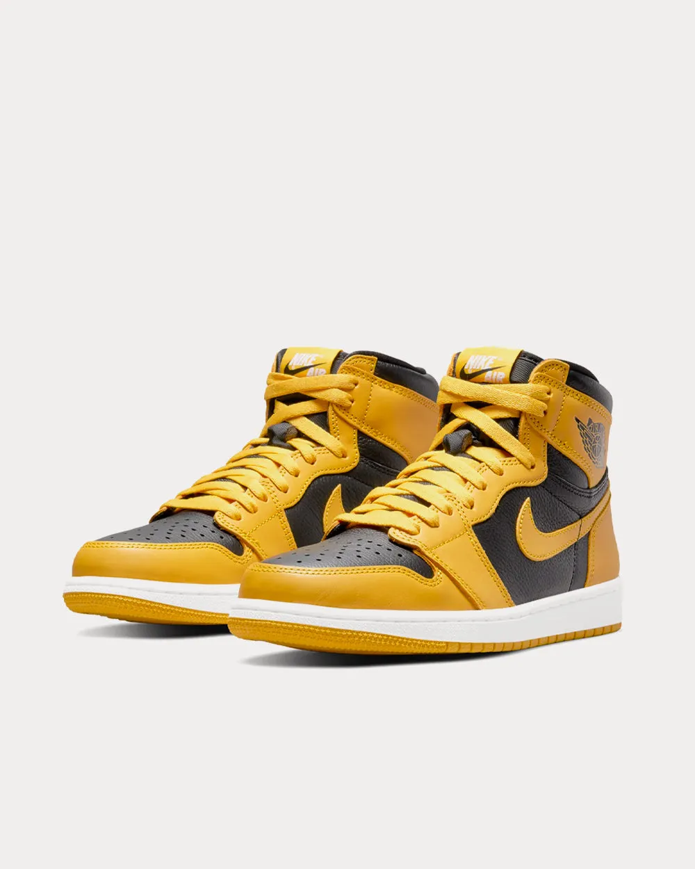 Air Jordan 1 Retro High OG Pollen / White / Black High Top Sneakers