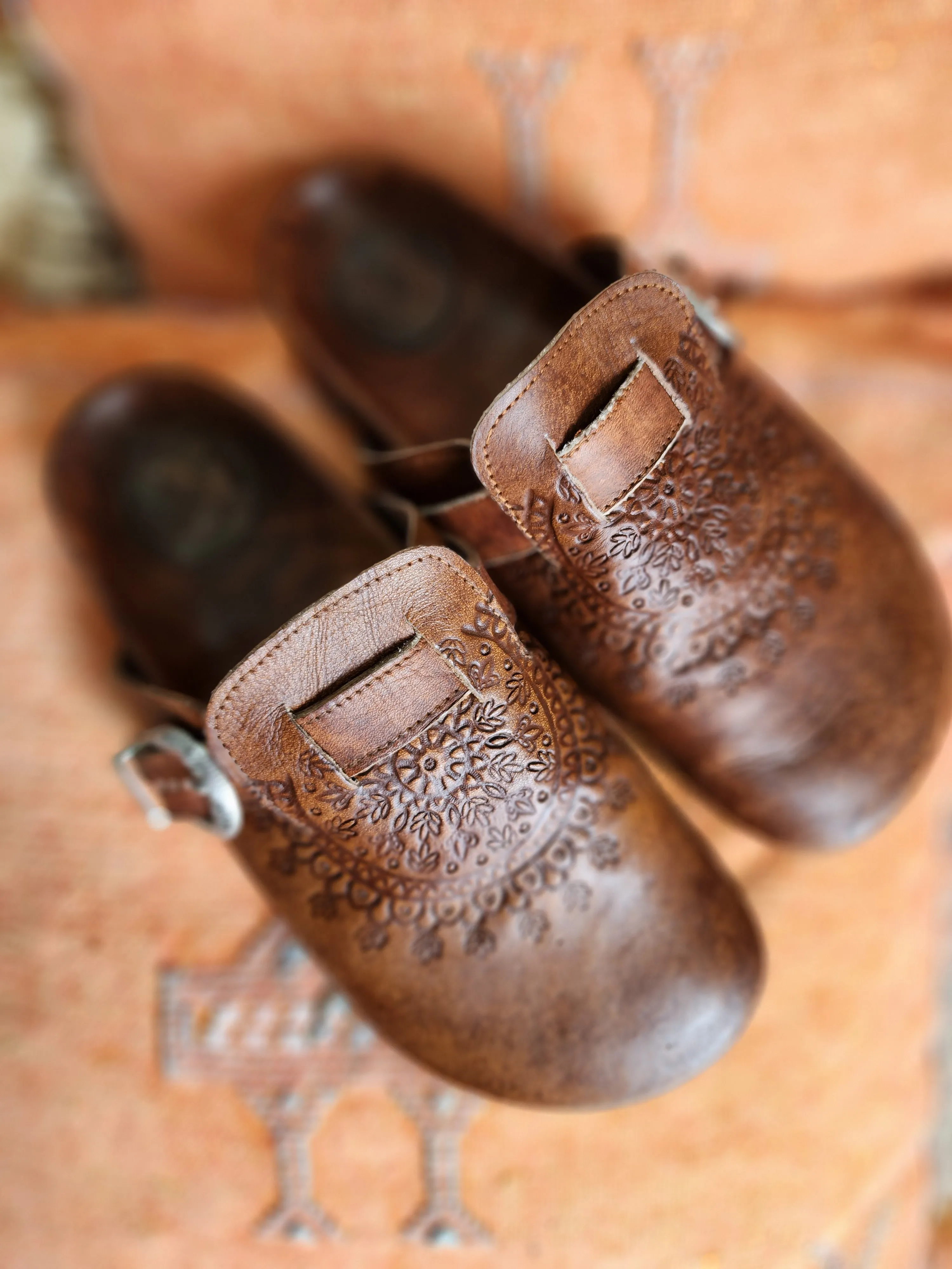 Amazonian leather slides-  embossed