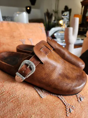 Amazonian leather slides- tan