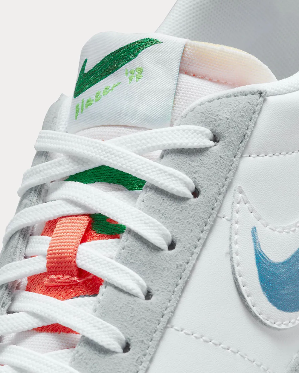 Blazer Flyleather White Low Top Sneakers