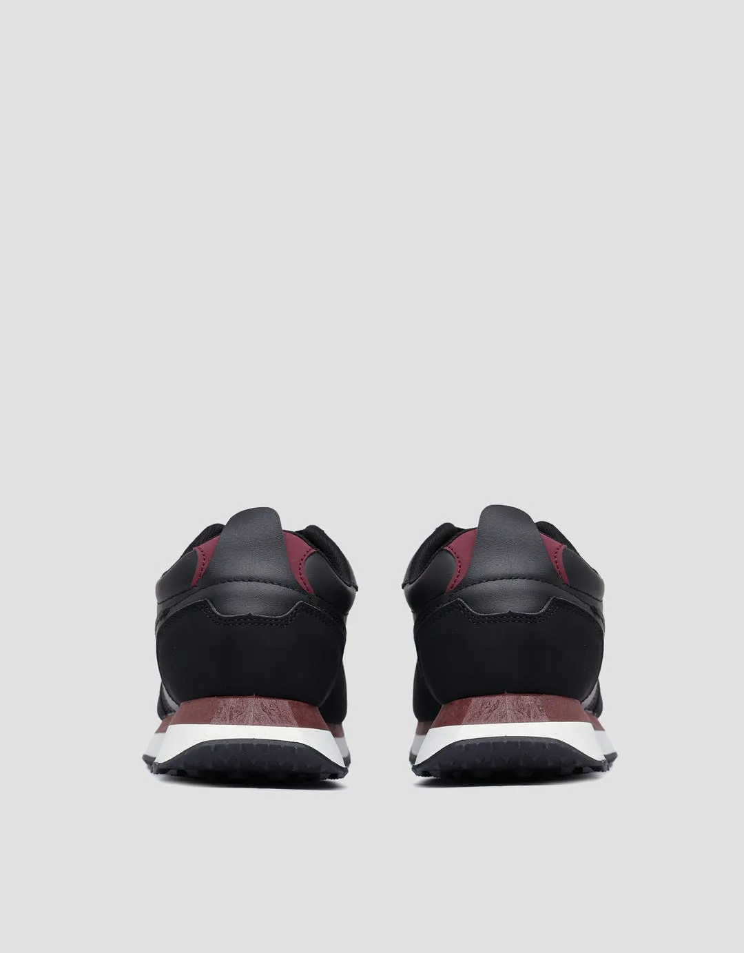 Cole Miller Sepatu Sneakers Pria
