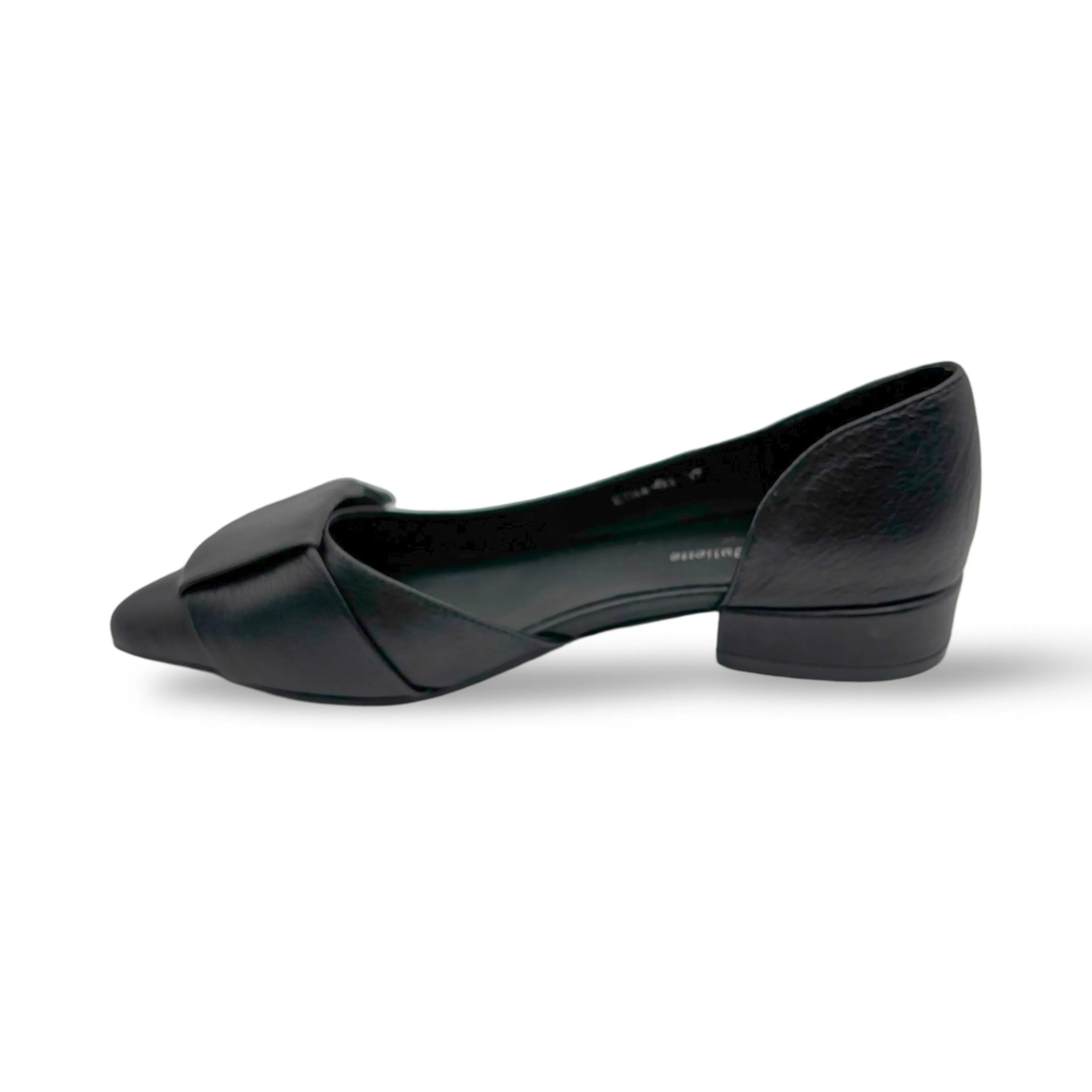 Etah Black Flat