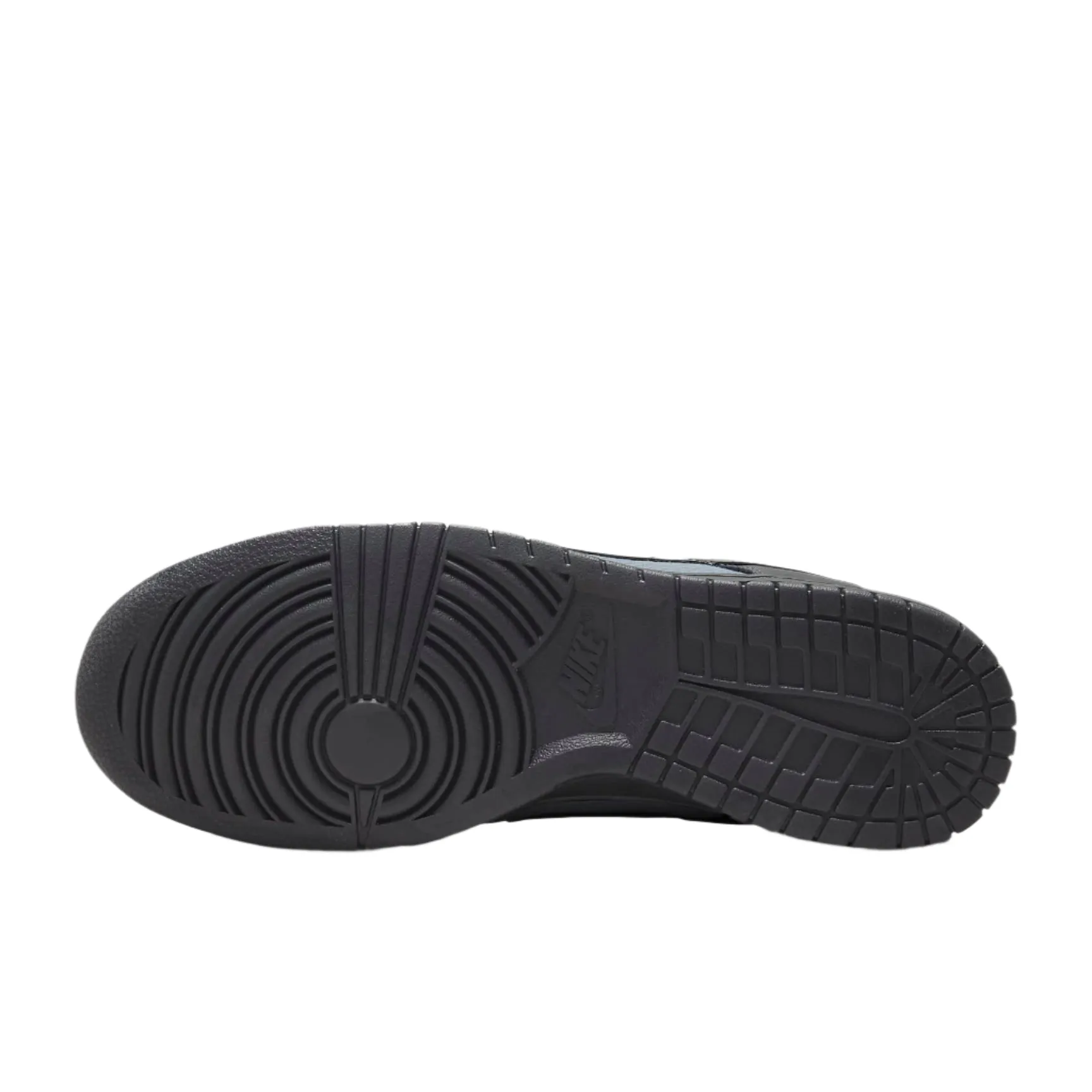 Nike Dunk Low Retro SE Men's Winterized Shoes