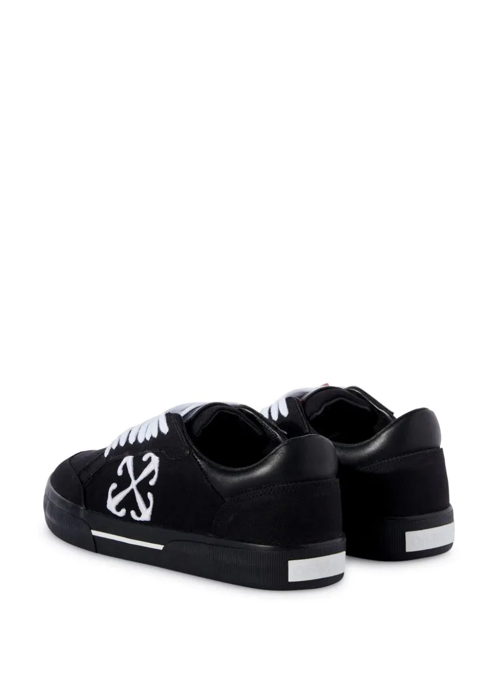 Off-White Vulcanized Contrasting-tag Canvas Black Sneakers